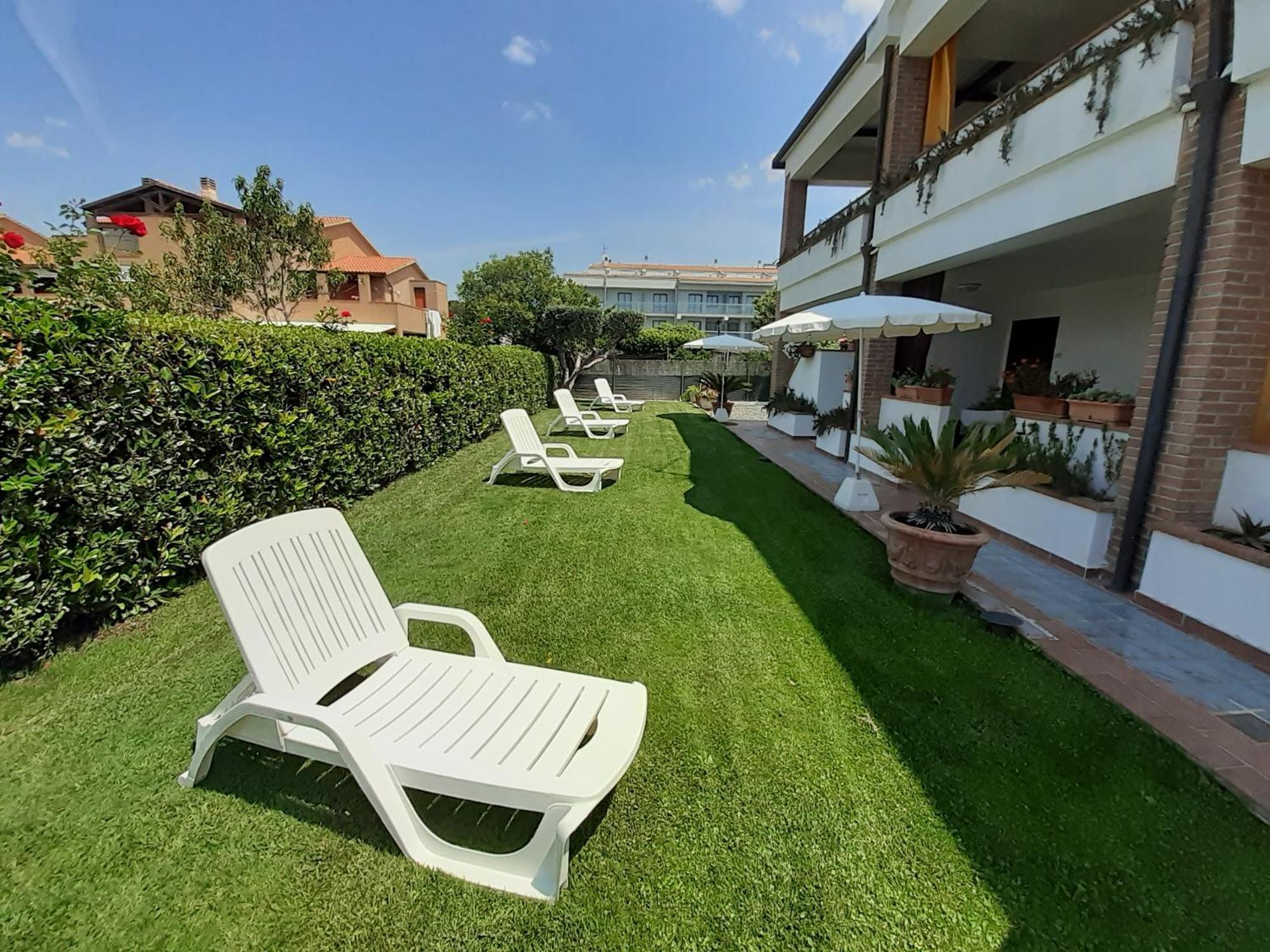 Hotel B&B Rispescia Grosseto Екстериор снимка