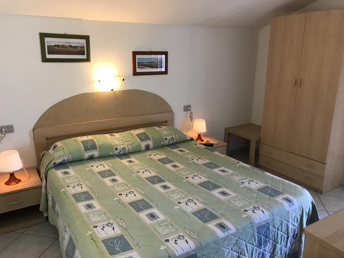 Hotel B&B Rispescia Grosseto Екстериор снимка