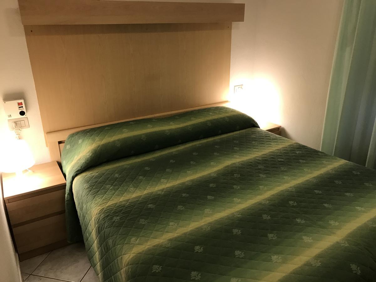 Hotel B&B Rispescia Grosseto Екстериор снимка