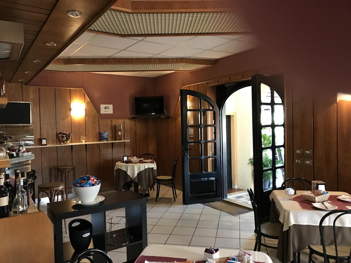 Hotel B&B Rispescia Grosseto Екстериор снимка