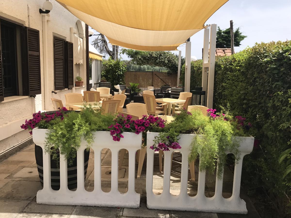 Hotel B&B Rispescia Grosseto Екстериор снимка
